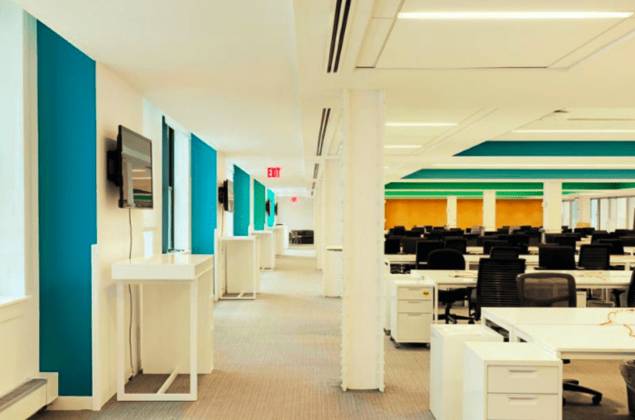4 Ways to Personalize Your Temporary Office Space